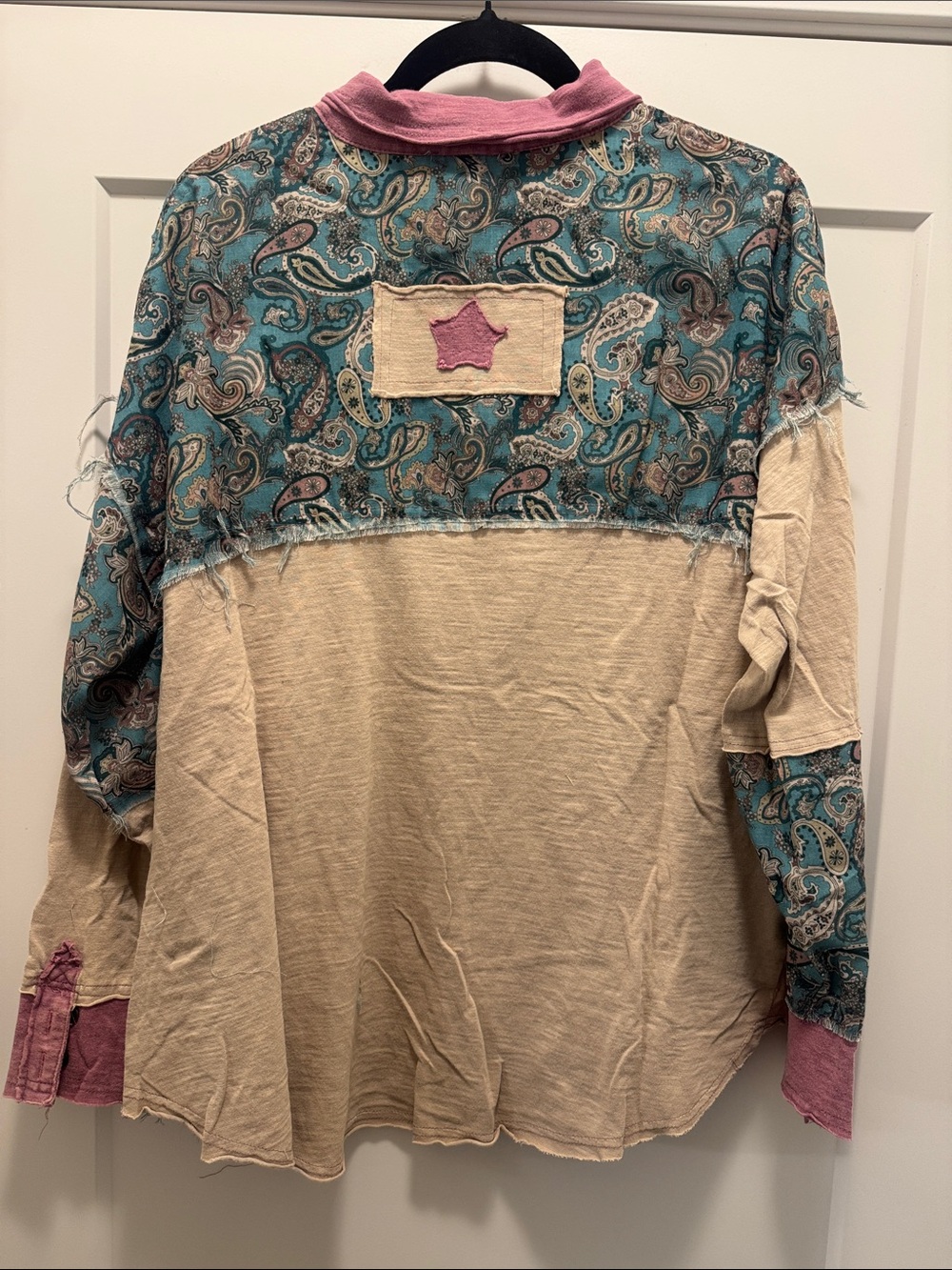 🆕 Blue Velvet Patchwork Paisley Button-Down Shirt - Pink, Teal & Cream. S. NWT!🔥 - Picture 4 of 4